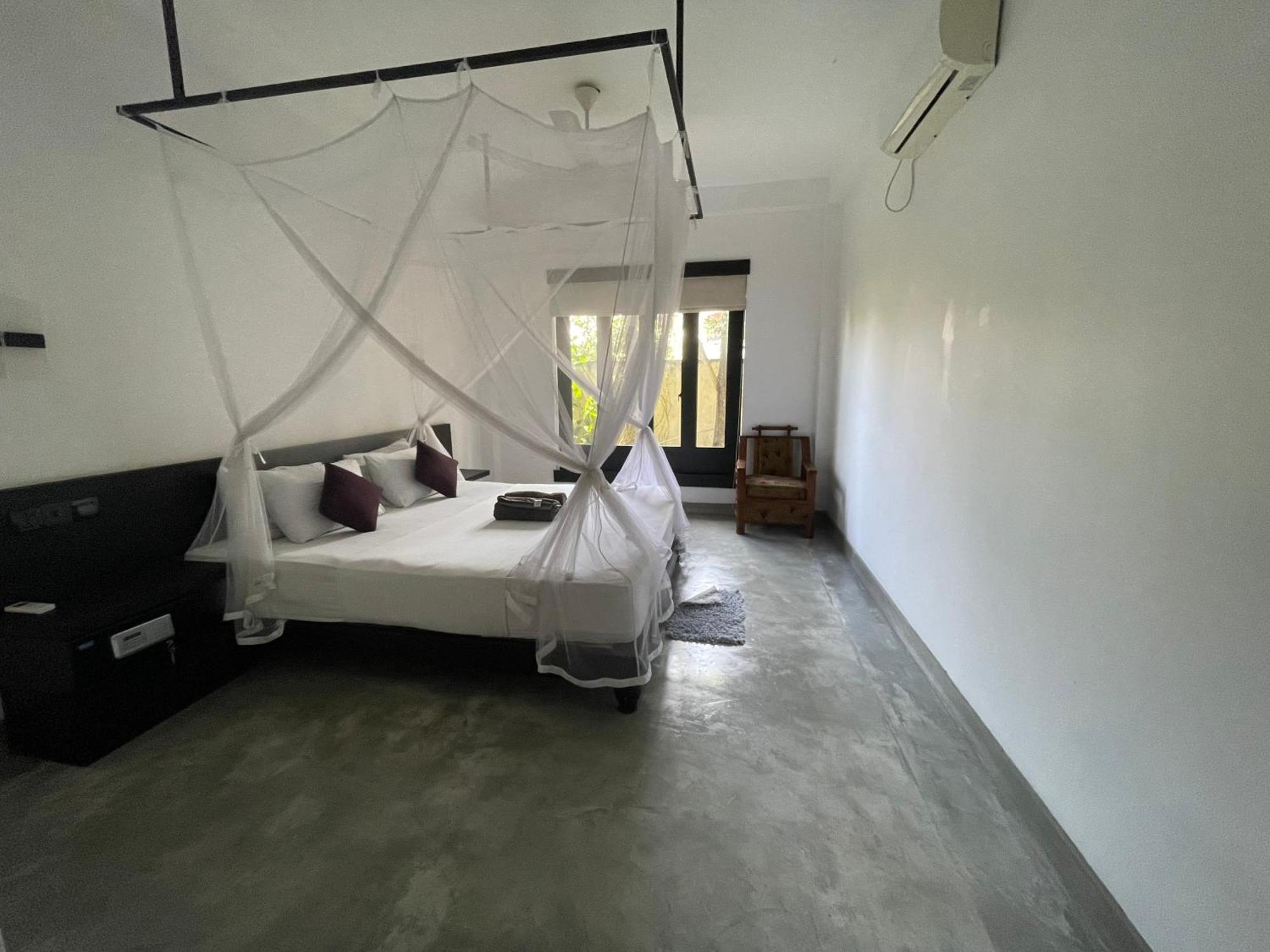 Milla Villa Хиккадува Экстерьер фото